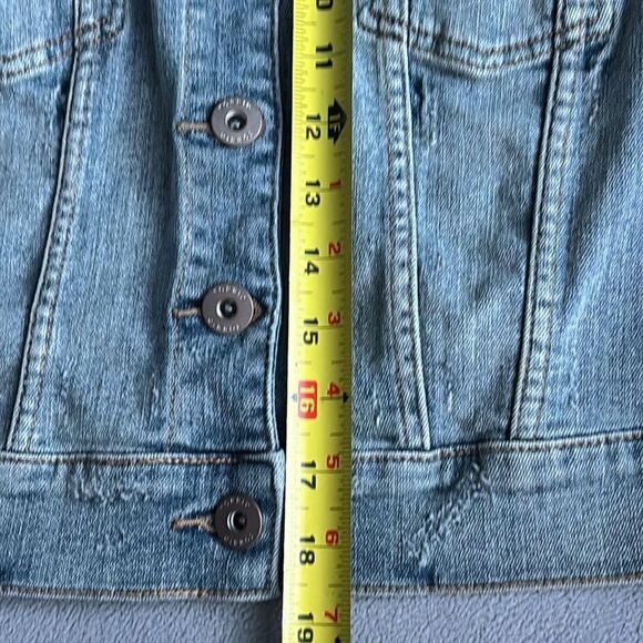 TORRID Jean Jacket Cropped No Collar Womens Size 2 2X  Light Wash Distressed NWT - Picture 9 of 16